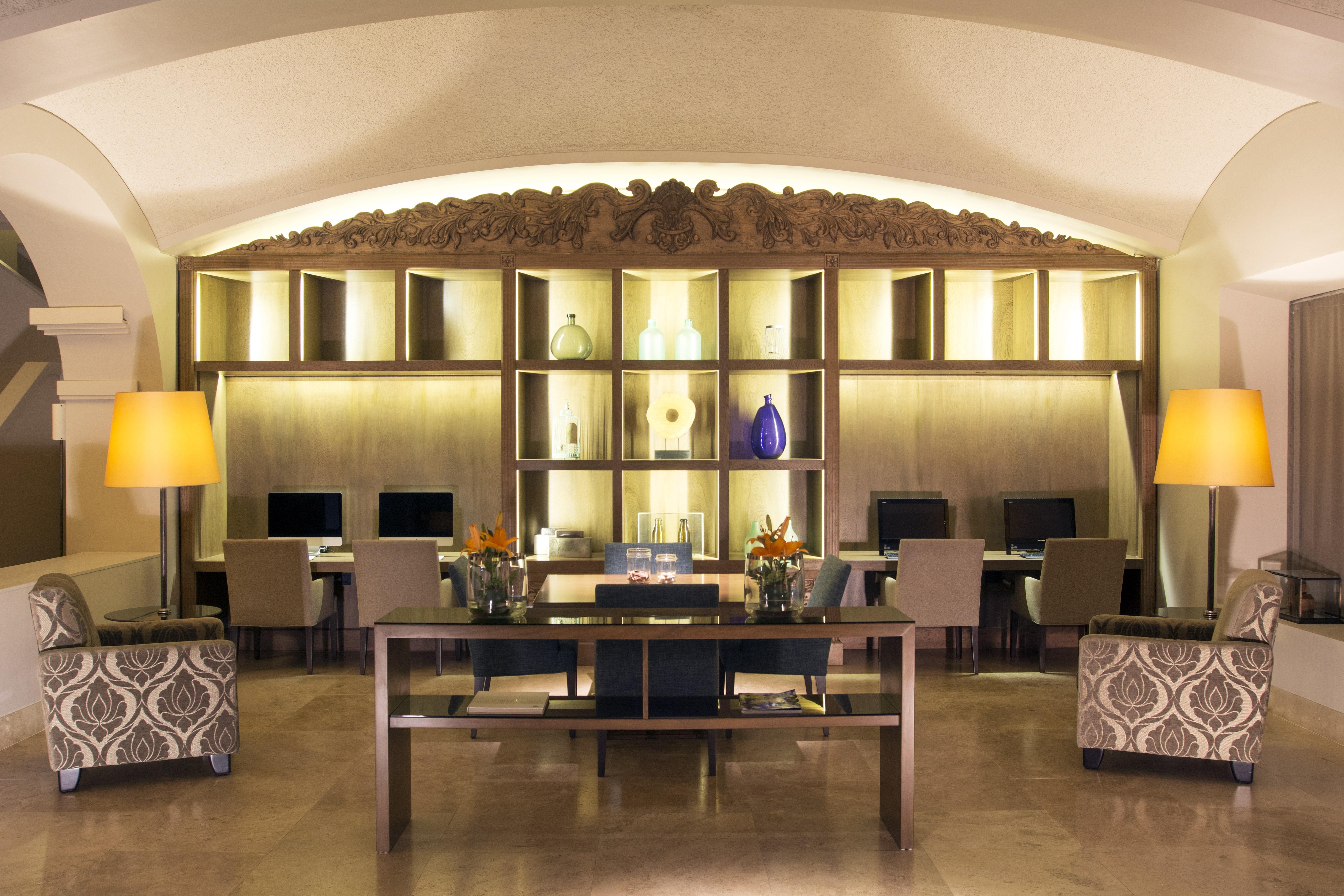Costa Del Sol Trujillo Centro Hotel ภายนอก รูปภาพ