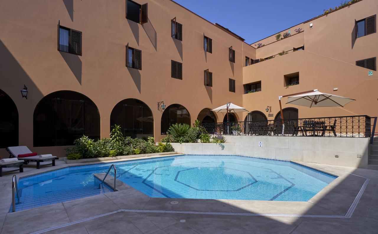 Costa Del Sol Trujillo Centro Hotel ภายนอก รูปภาพ